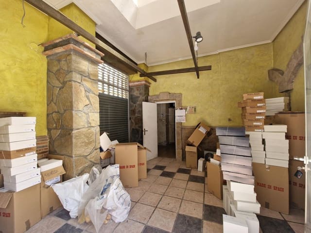 Commercial for sale in Elche / Elx - € 46,500 (Ref: 9228705)