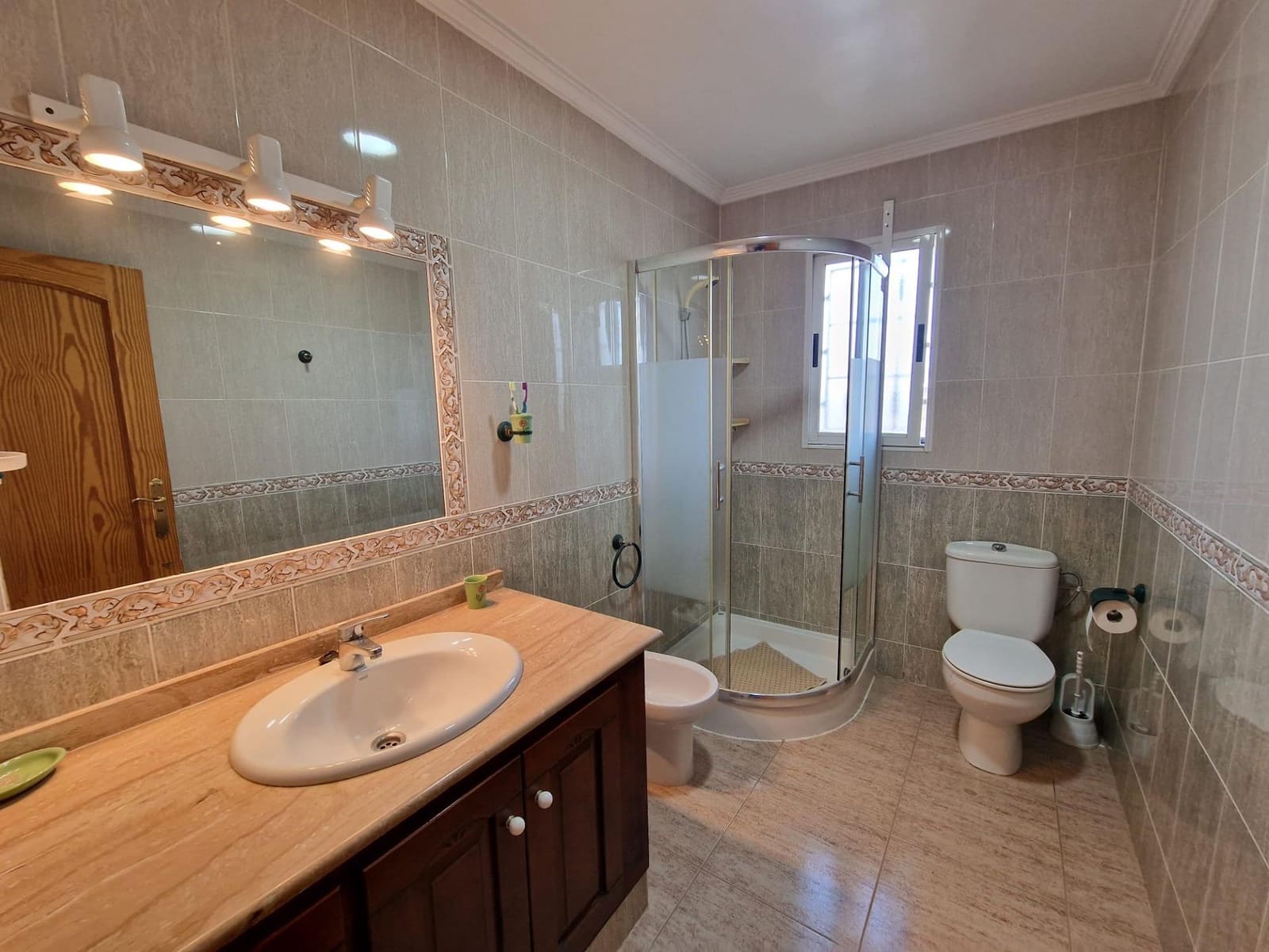 3 makuuhuone Huvila myytävänä paikassa Crevillente / Crevillent - 305 000 € (Ref: 9240208)