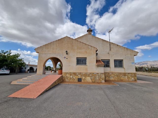 3 makuuhuone Huvila myytävänä paikassa Crevillente / Crevillent - 305 000 € (Ref: 9240208)