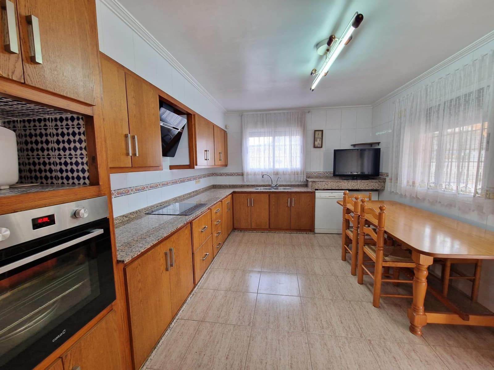 3 makuuhuone Huvila myytävänä paikassa Crevillente / Crevillent - 305 000 € (Ref: 9240208)