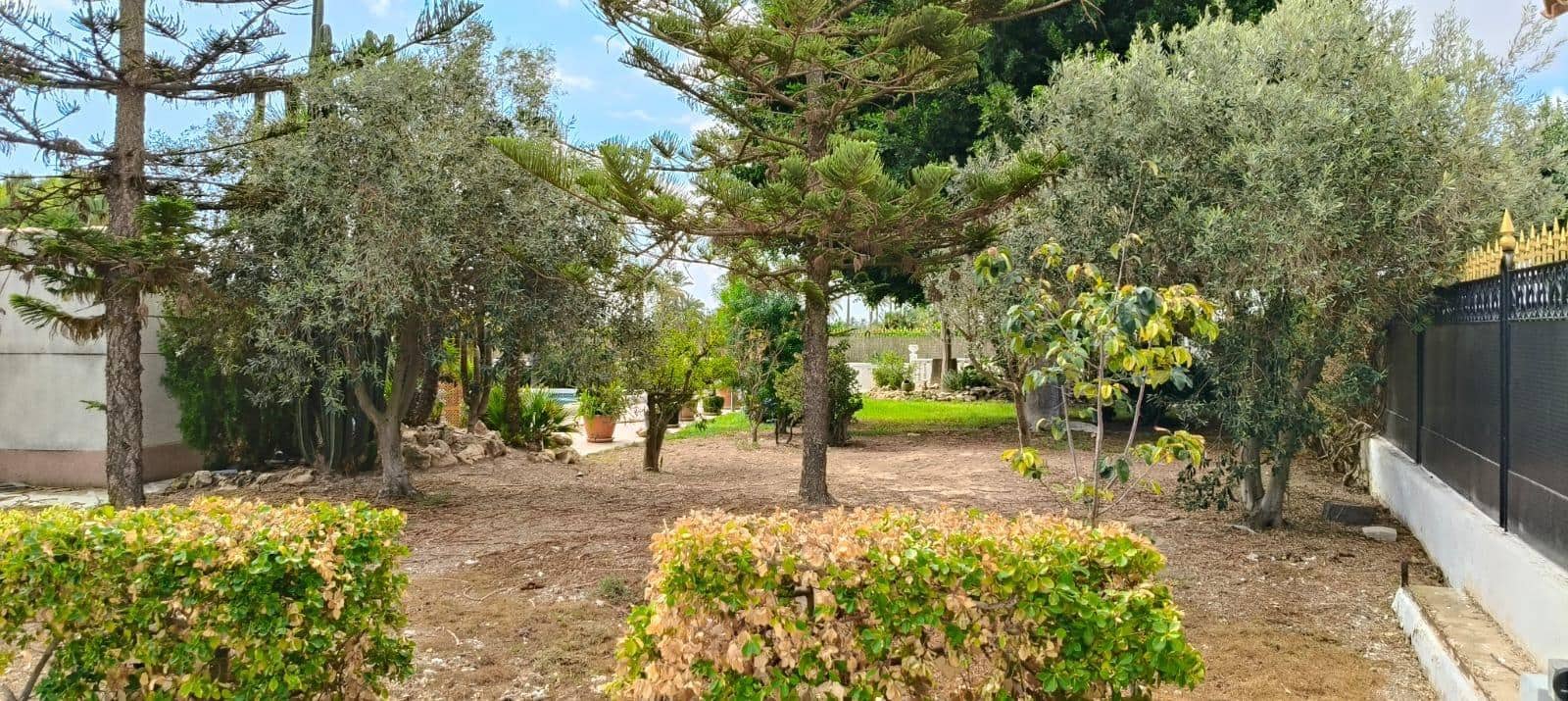 4 Zimmer Villa zu verkaufen in La Hoya mit Pool - 480.000 € (Ref: 9252217)