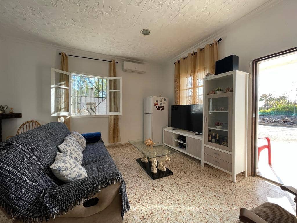 4 bedroom Villa for sale in Crevillente / Crevillent with pool - € 268,000 (Ref: 9269927)