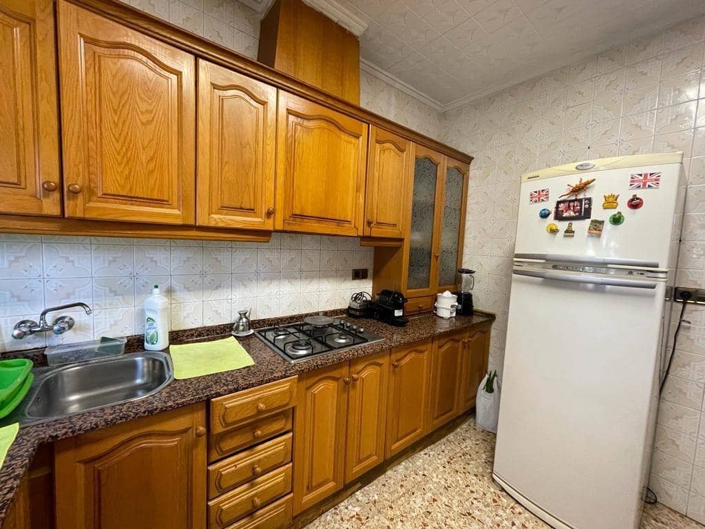 4 bedroom Villa for sale in Crevillente / Crevillent with pool - € 268,000 (Ref: 9269927)