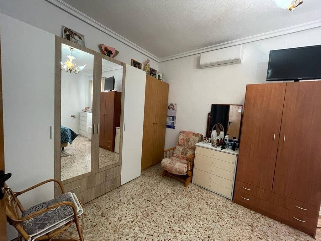 4 bedroom Villa for sale in Crevillente / Crevillent with pool - € 268,000 (Ref: 9269927)