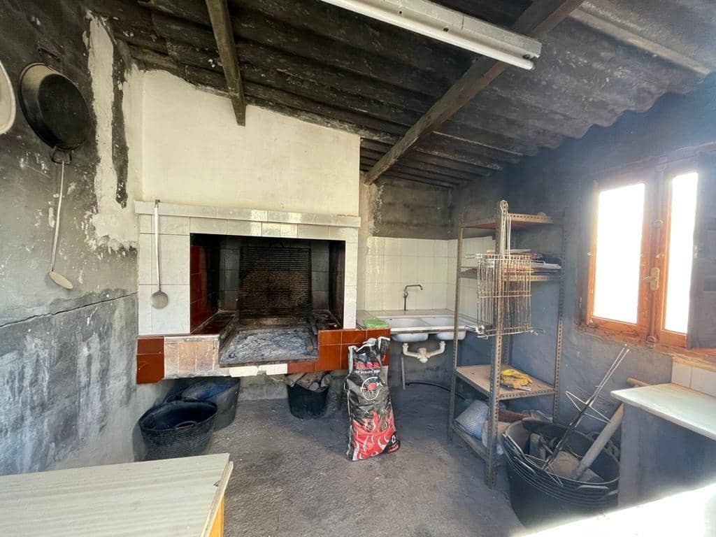 4 bedroom Villa for sale in Crevillente / Crevillent with pool - € 268,000 (Ref: 9269927)