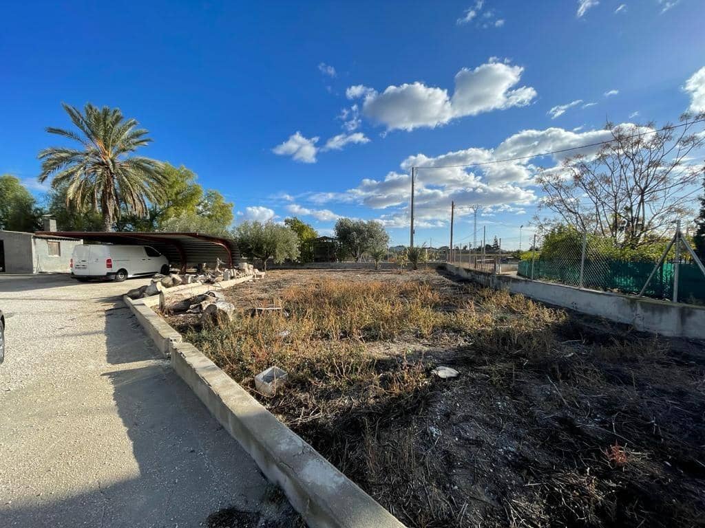 4 bedroom Villa for sale in Crevillente / Crevillent with pool - € 268,000 (Ref: 9269927)