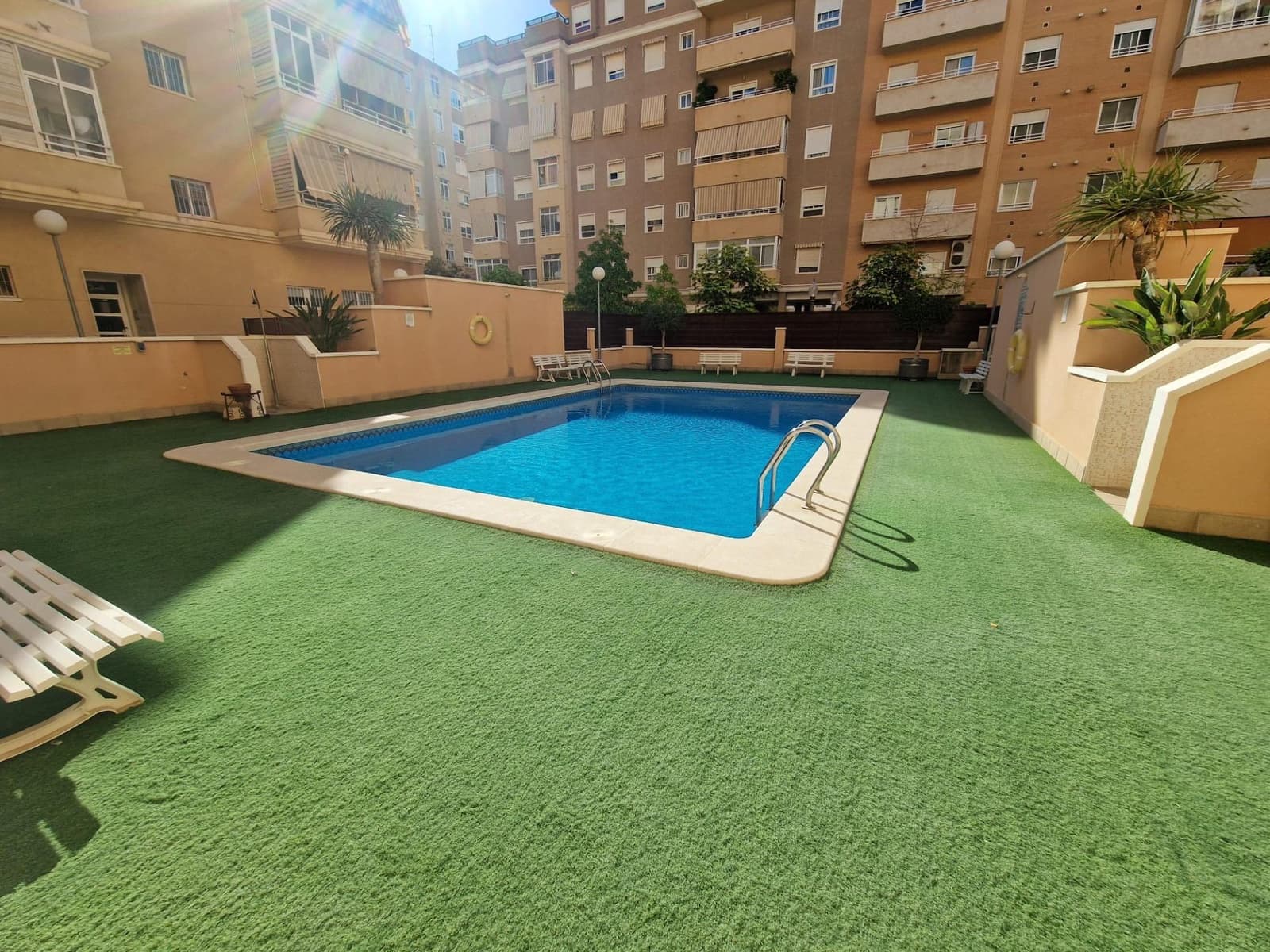 3 soveværelse Penthouse til leje i Elche / Elx med swimmingpool - € 1.500 (Ref: 9269928)