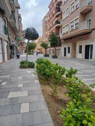 Garage till salu i Elche / Elx - 65 000 € (Ref: 9295040)