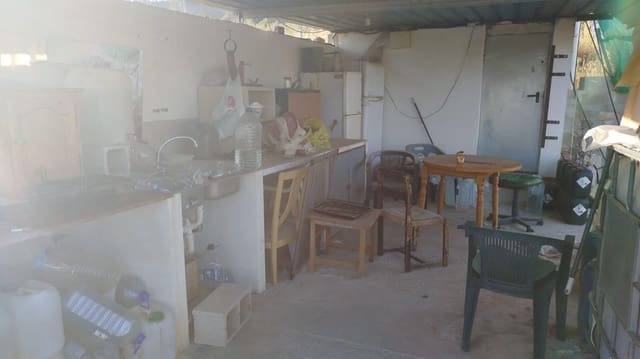 Mark till salu i Hondón de las Nieves - 45 000 € (Ref: 9313037)