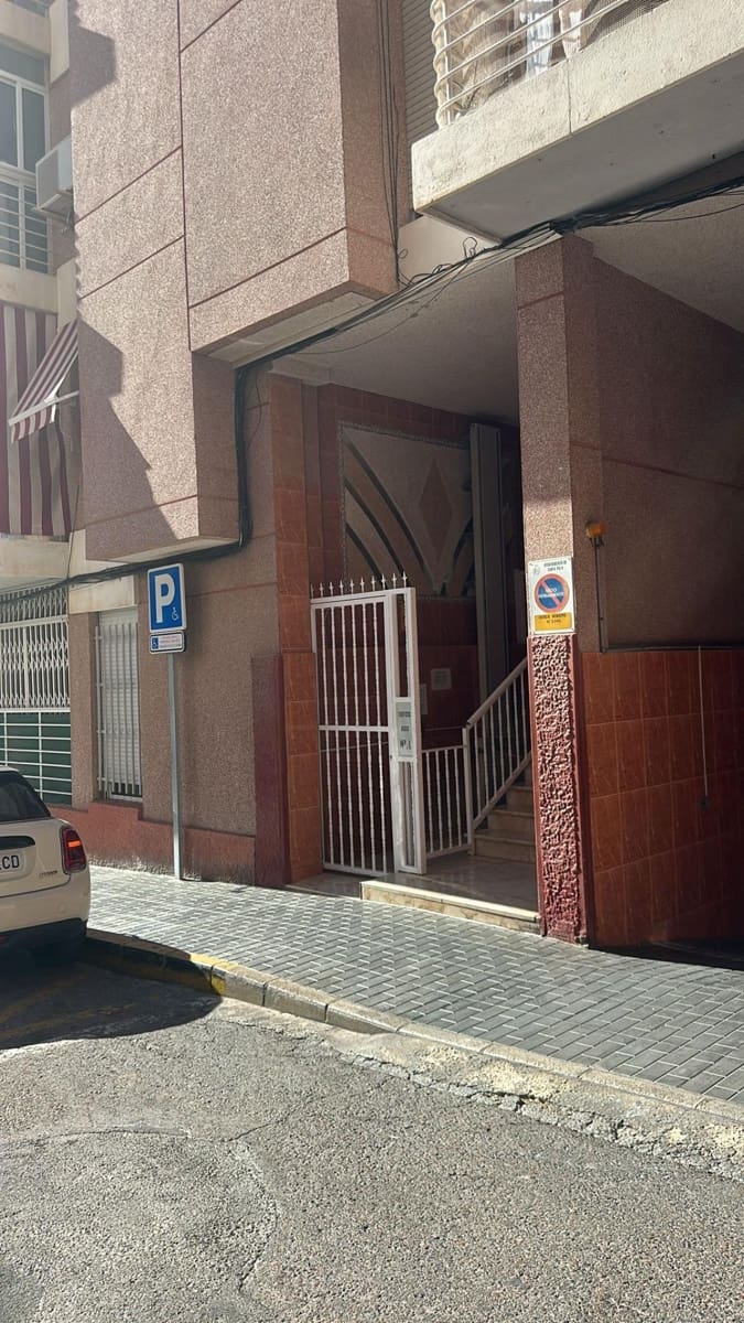 4 soveværelse Lejlighed til salg i Santa Pola - € 164.900 (Ref: 9335153)