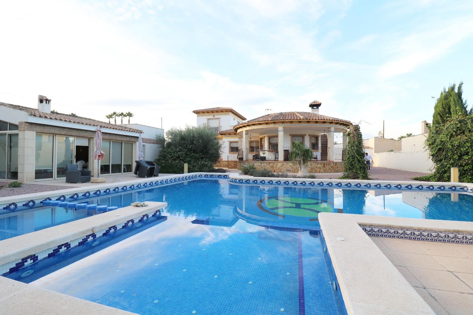 4 sovrum Villa till salu i Catral med pool - 389 000 € (Ref: 9341344)