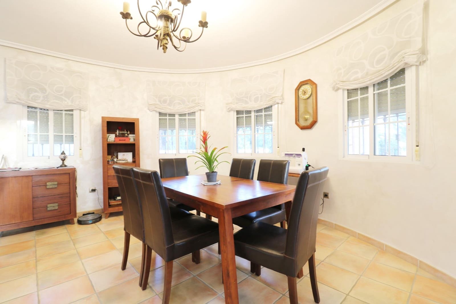 4 sovrum Villa till salu i Catral med pool - 389 000 € (Ref: 9341344)