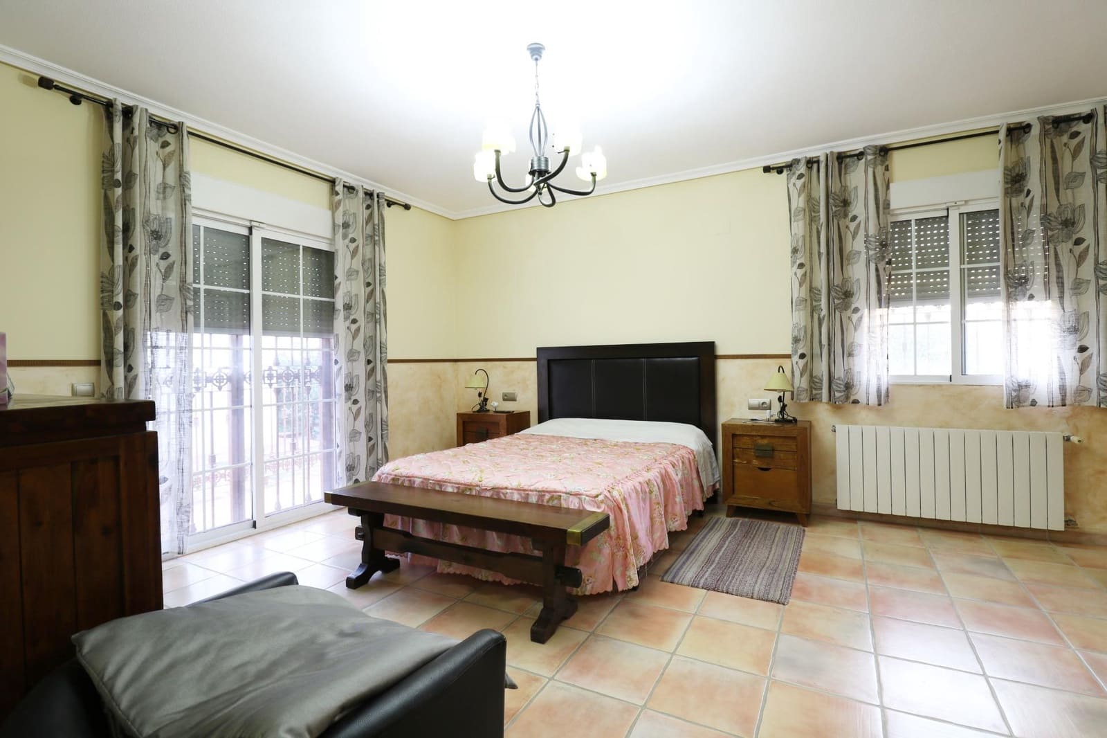 4 sovrum Villa till salu i Catral med pool - 389 000 € (Ref: 9341344)