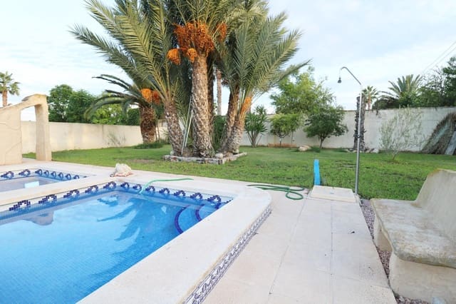 4 sovrum Villa till salu i Catral med pool - 389 000 € (Ref: 9341344)