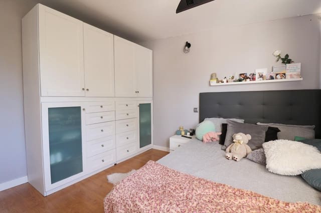 4 sypialnia Bungalow na sprzedaż w Gran Alacant, Santa Pola z basenem garażem - 349 000 € (Ref: 9341345)