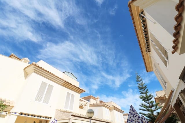 4 sypialnia Bungalow na sprzedaż w Gran Alacant, Santa Pola z basenem garażem - 349 000 € (Ref: 9341347)