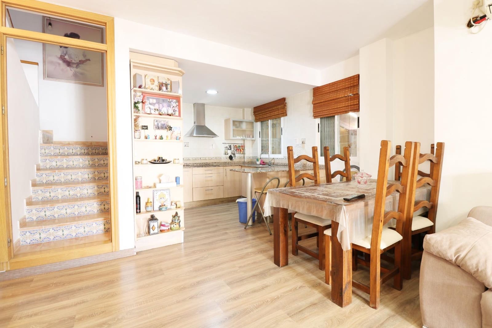 4 soveværelse Bungalow til salg i Gran Alacant med swimmingpool garage - € 349.000 (Ref: 9341347)