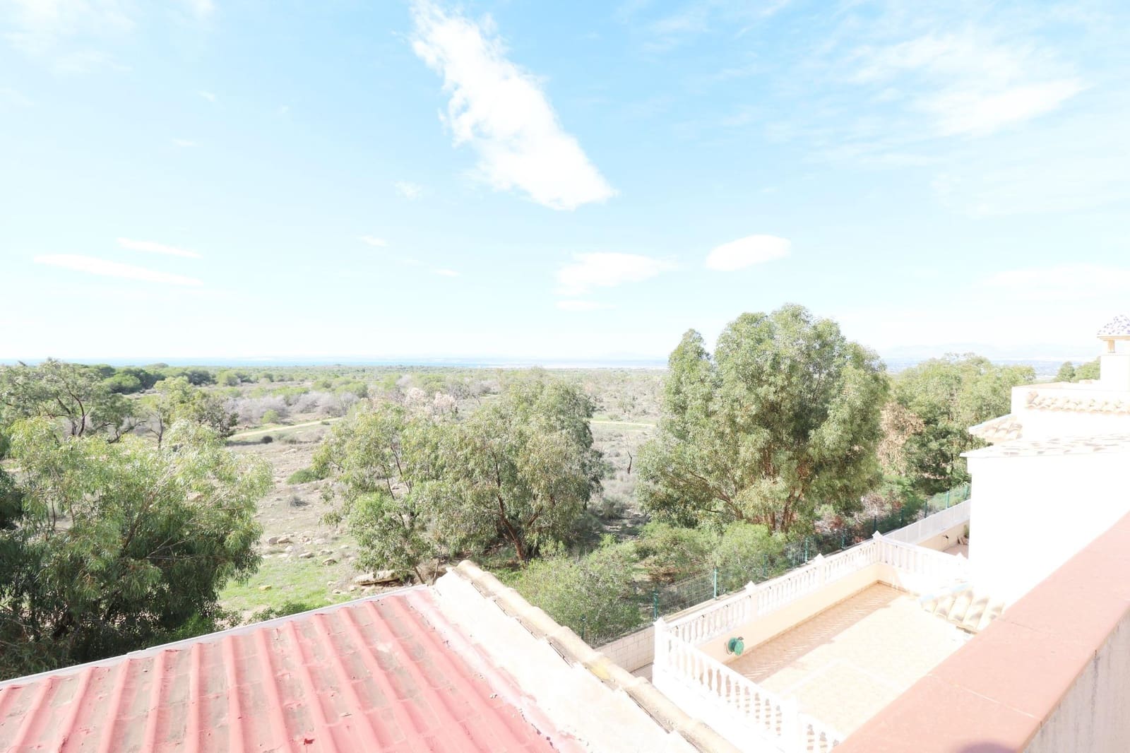 4 soveværelse Bungalow til salg i Gran Alacant med swimmingpool garage - € 349.000 (Ref: 9341347)