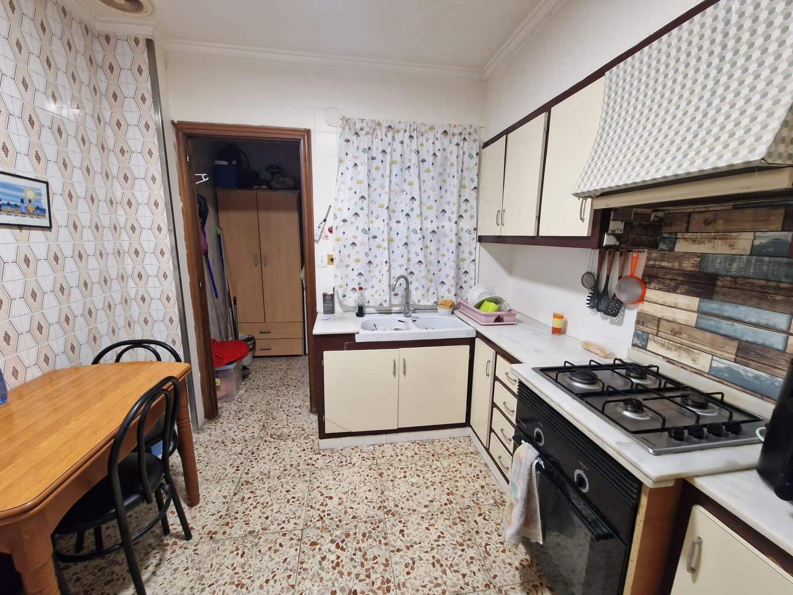 4 chambre Appartement à vendre à Elche / Elx - 168 999 € (Ref: 9347490)