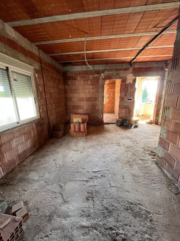 4 slaapkamer Finca/Landhuis te koop in Crevillente / Crevillent - € 169.000 (Ref: 9349690)