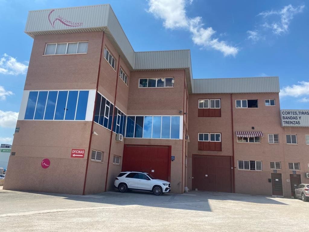 Negocio en Elche / Elx en venta - 1.250.000 € (Ref: 9353751)