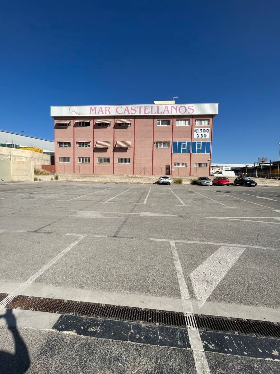 Negocio en Elche / Elx en venta - 1.250.000 € (Ref: 9353751)