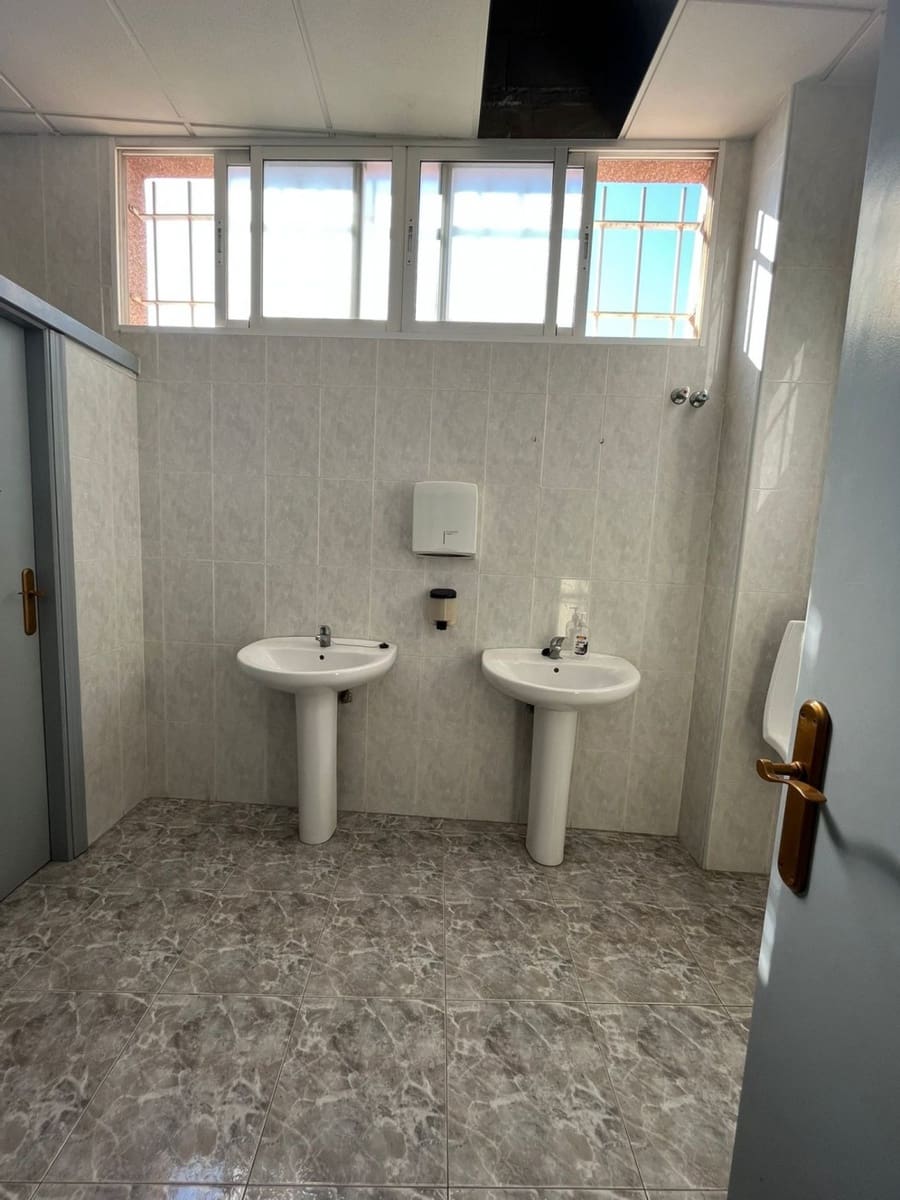 Negocio en Elche / Elx en venta - 1.250.000 € (Ref: 9353751)