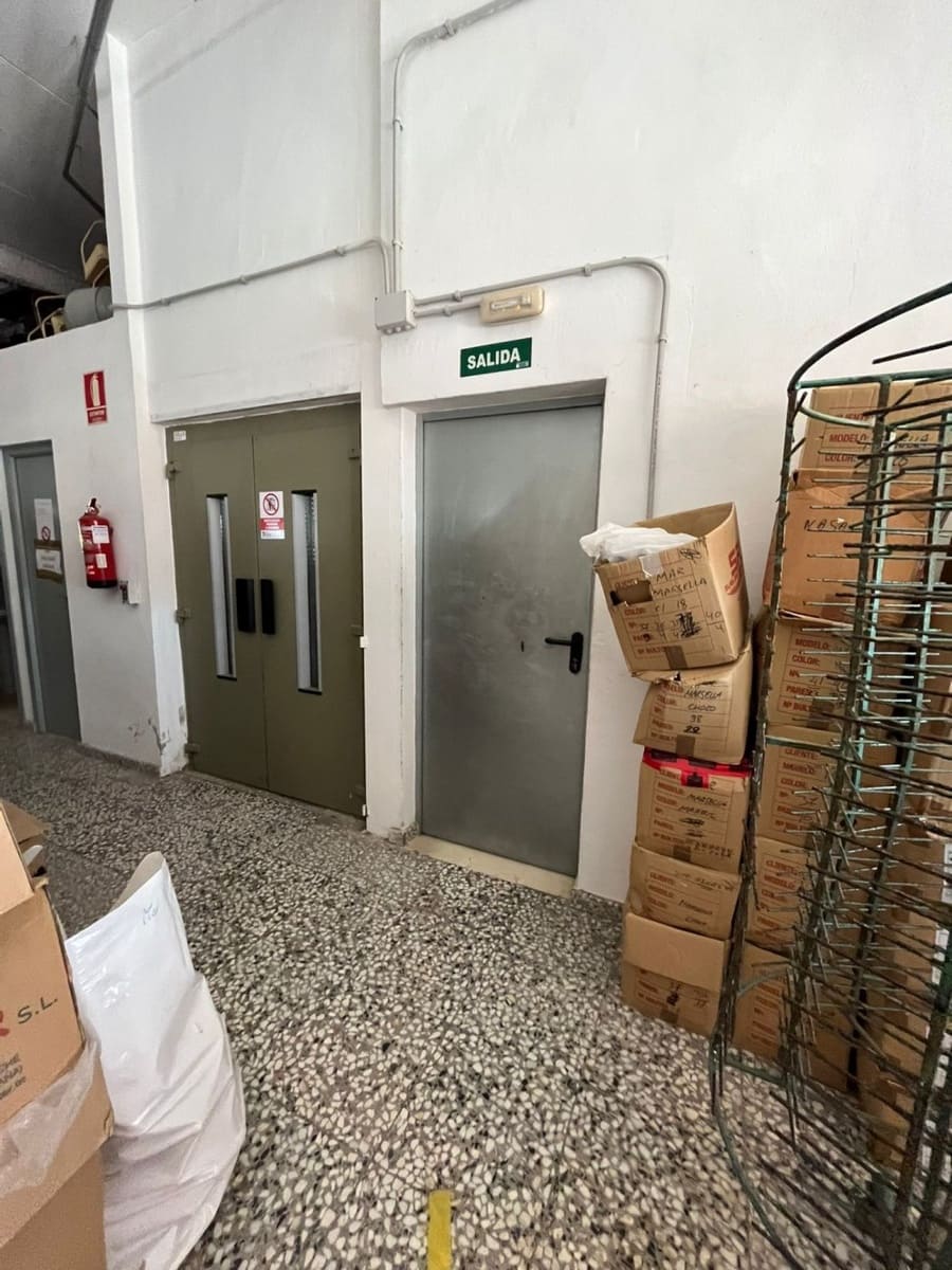 Negocio en Elche / Elx en venta - 1.250.000 € (Ref: 9353751)