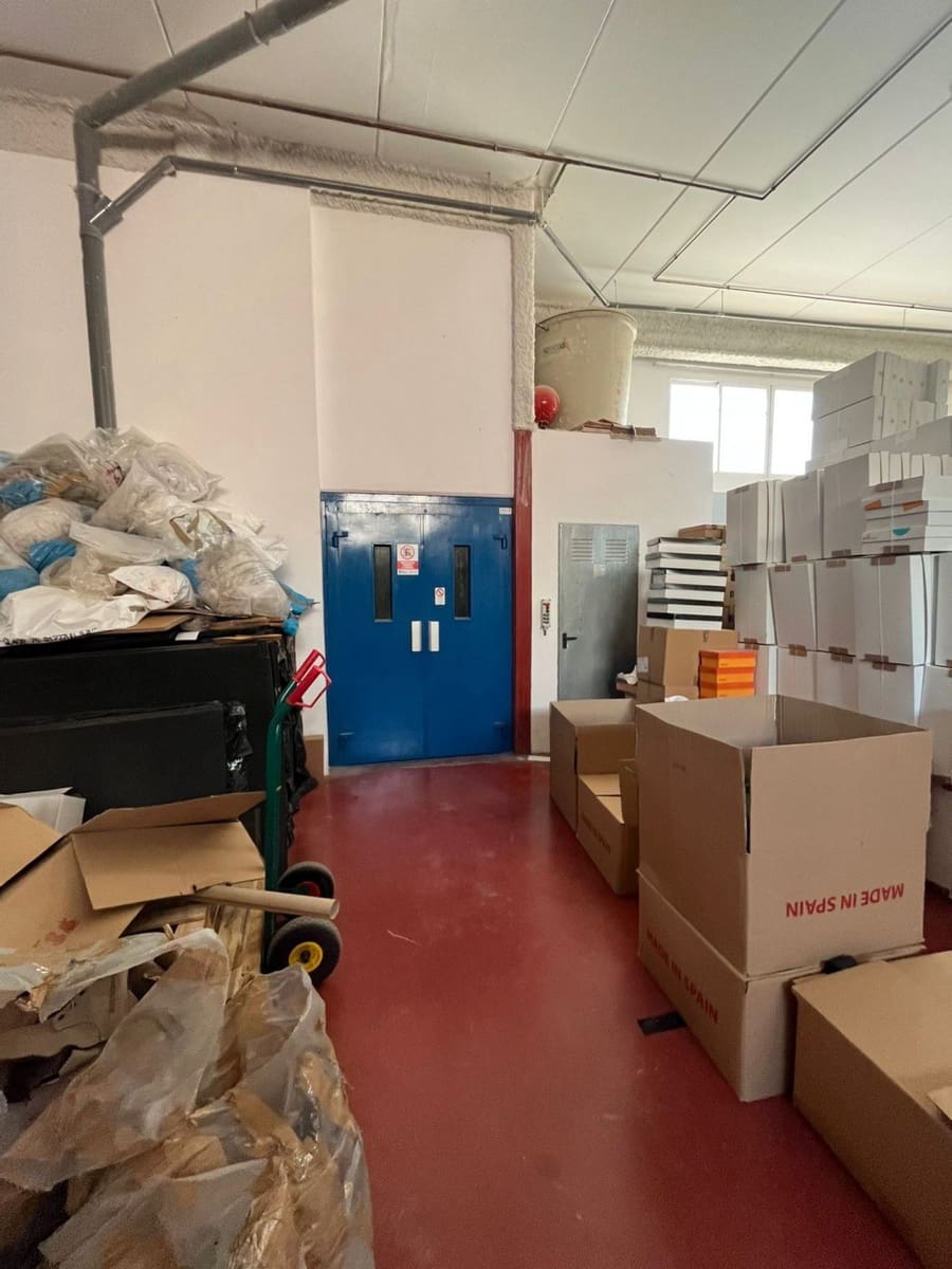 Negocio en Elche / Elx en venta - 1.250.000 € (Ref: 9353751)