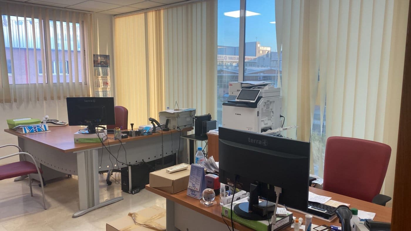 Negocio en Elche / Elx en venta - 1.250.000 € (Ref: 9353751)