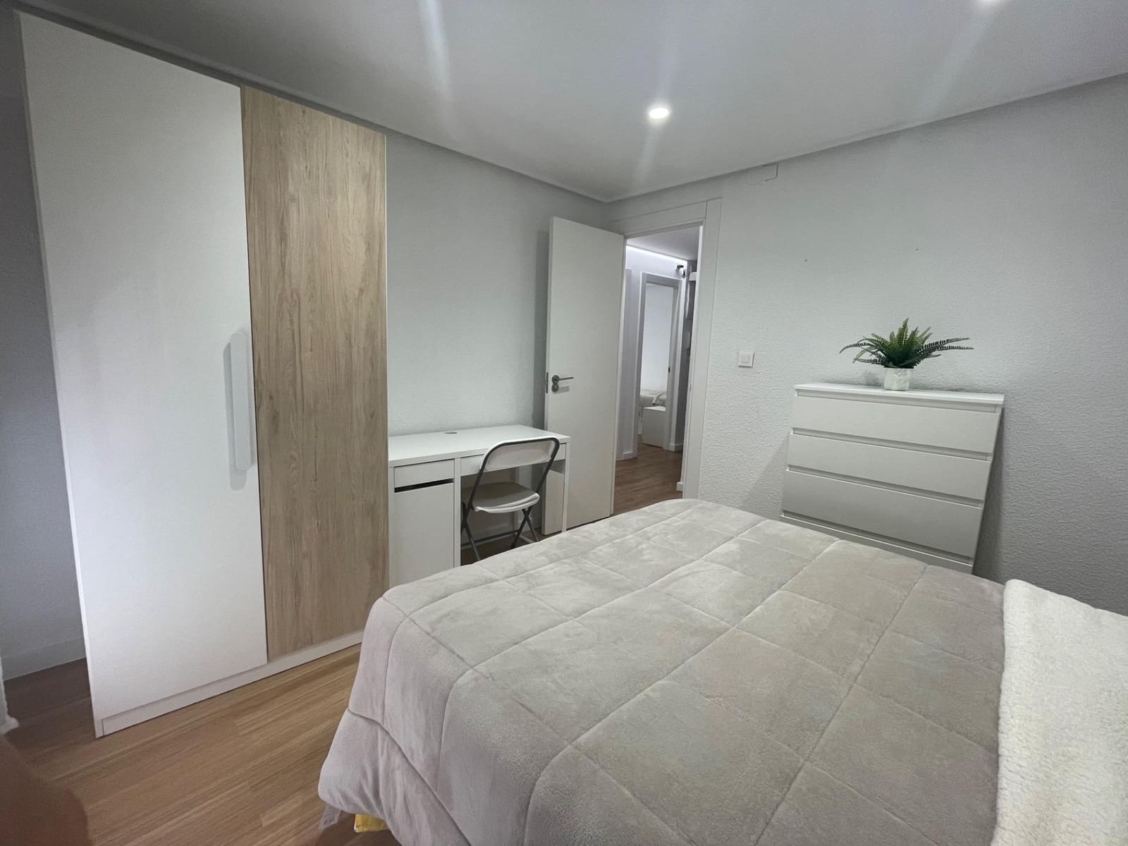 4 slaapkamer Flat te koop in Elche / Elx - € 128.000 (Ref: 9391061)