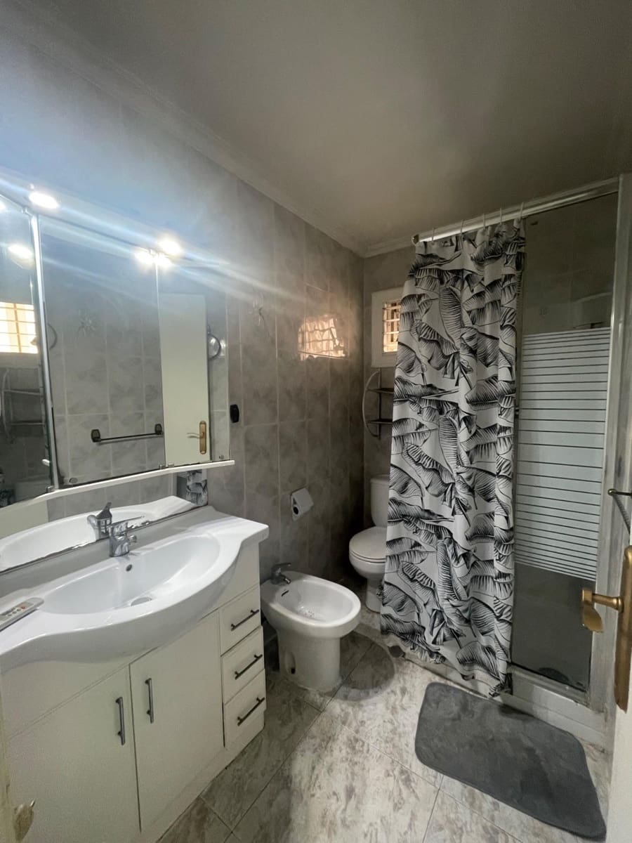 4 bedroom Flat for sale in Elche / Elx - € 93,999 (Ref: 9391064)