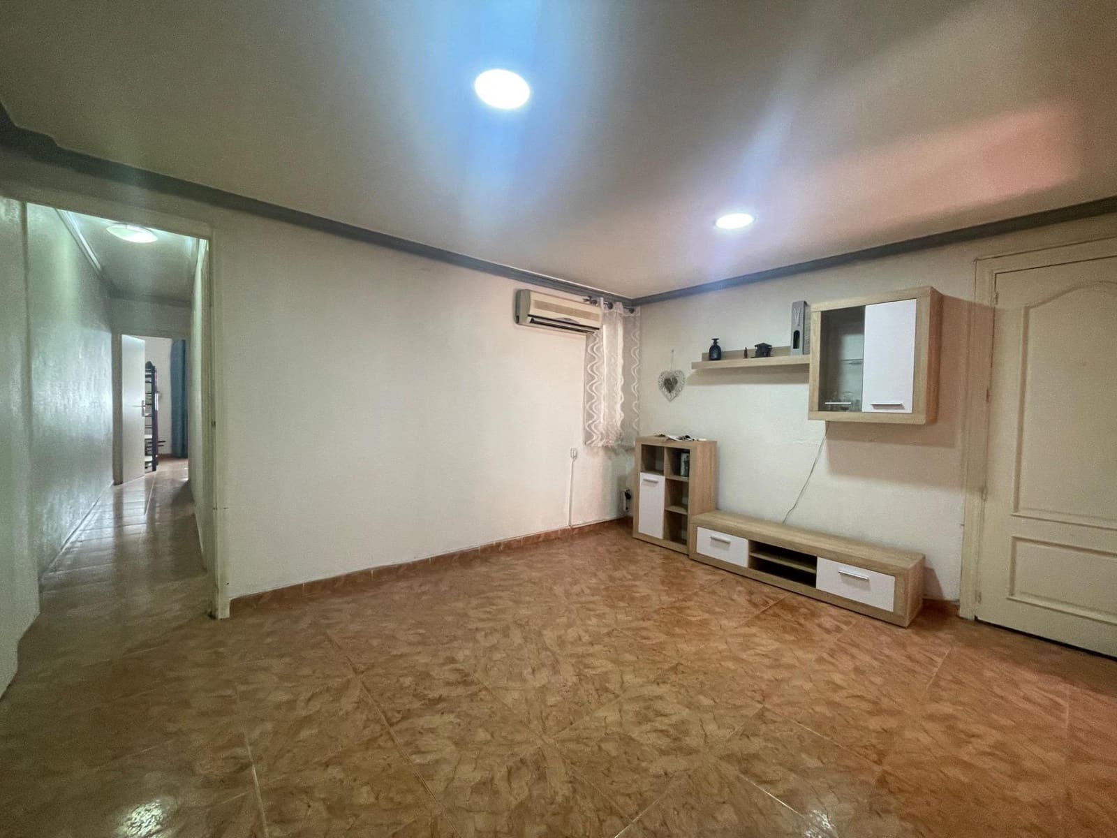 4 bedroom Flat for sale in Elche / Elx - € 93,999 (Ref: 9391064)