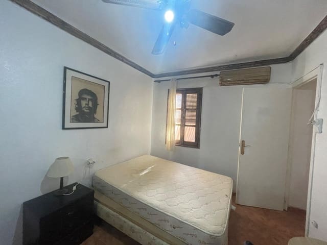 4 makuuhuone Asunto myytävänä paikassa Elche / Elx - 93 999 € (Ref: 9391064)