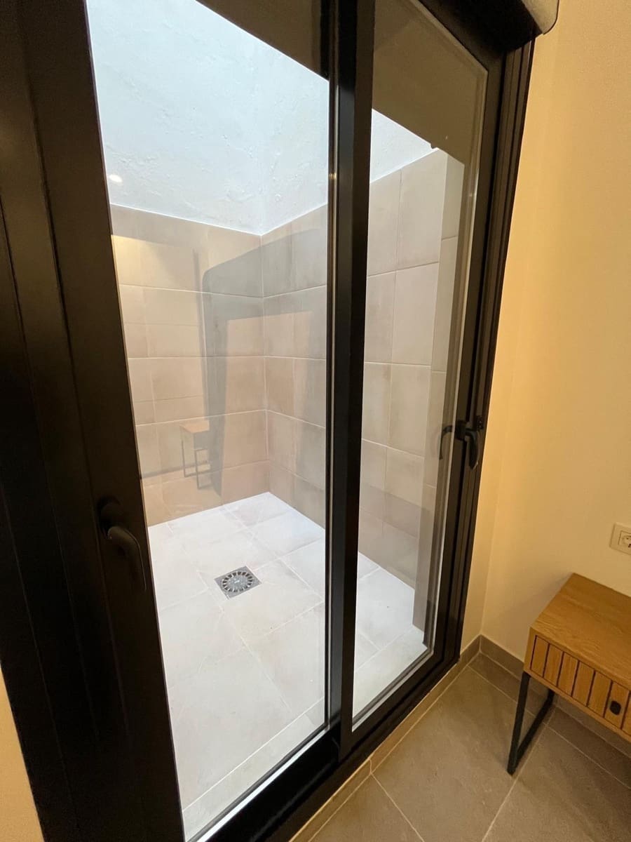 2 soveværelse Lejlighed til leje i Elche / Elx - € 899 (Ref: 9391065)