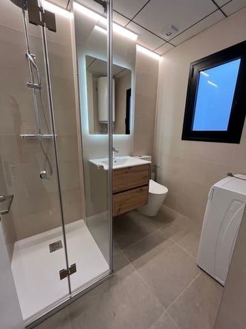 2 soveværelse Lejlighed til leje i Centro, Elche / Elx - € 899 (Ref: 9391065)