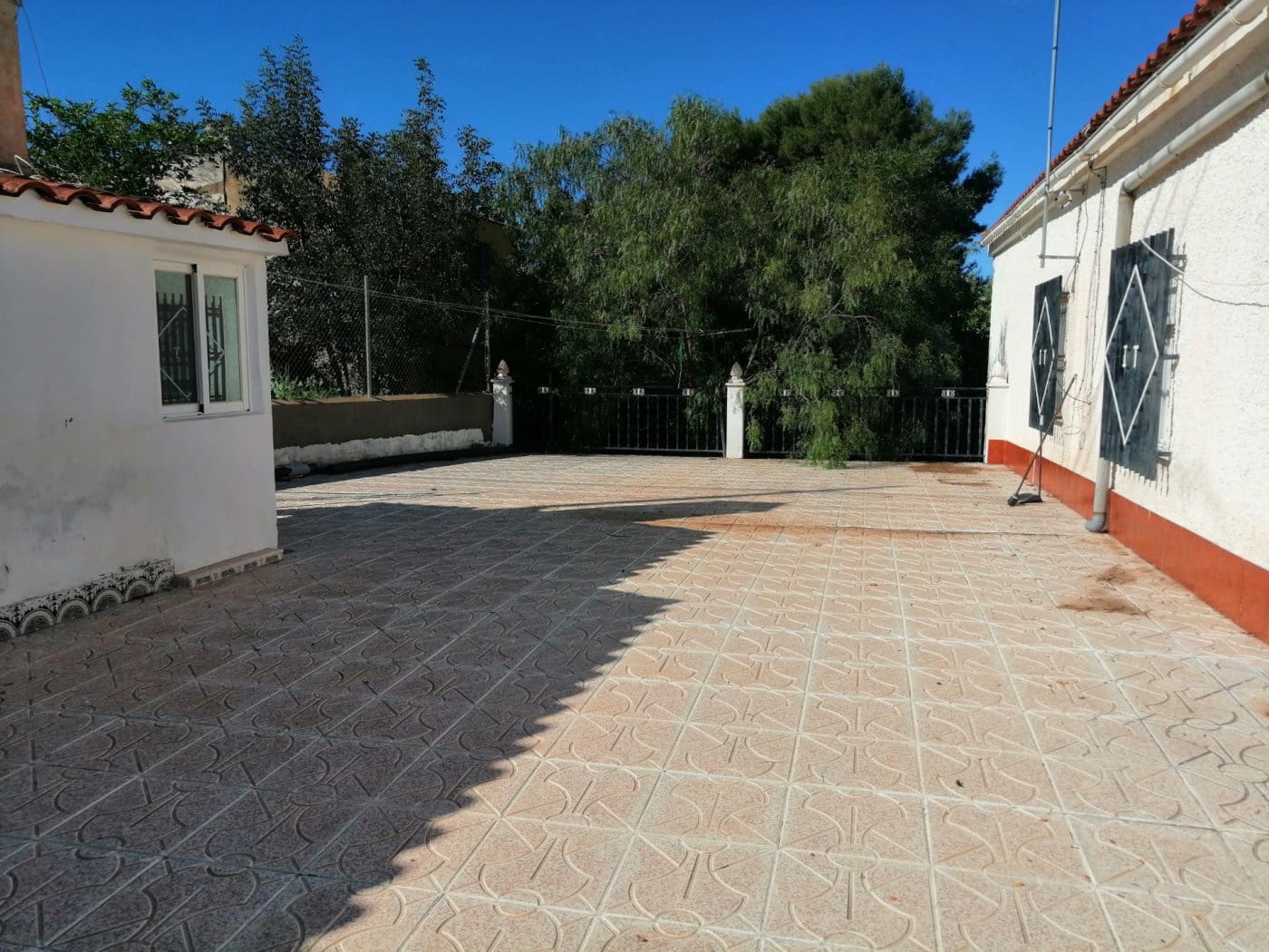 Chalet de 5 habitaciones en Elche / Elx en venta con piscina - 345.000 € (Ref: 9398636)