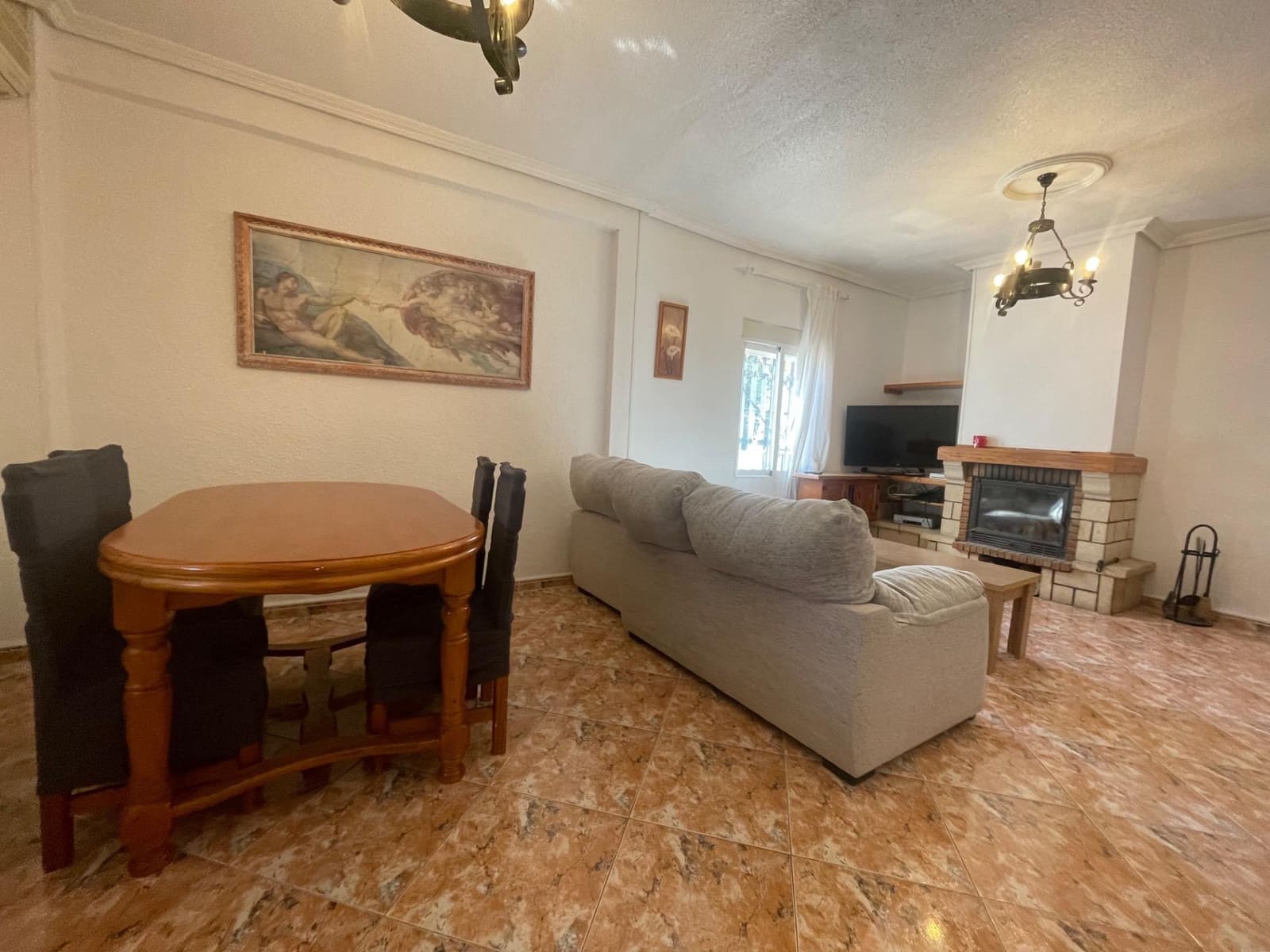 Chalet de 5 habitaciones en Elche / Elx en venta con piscina - 345.000 € (Ref: 9398636)