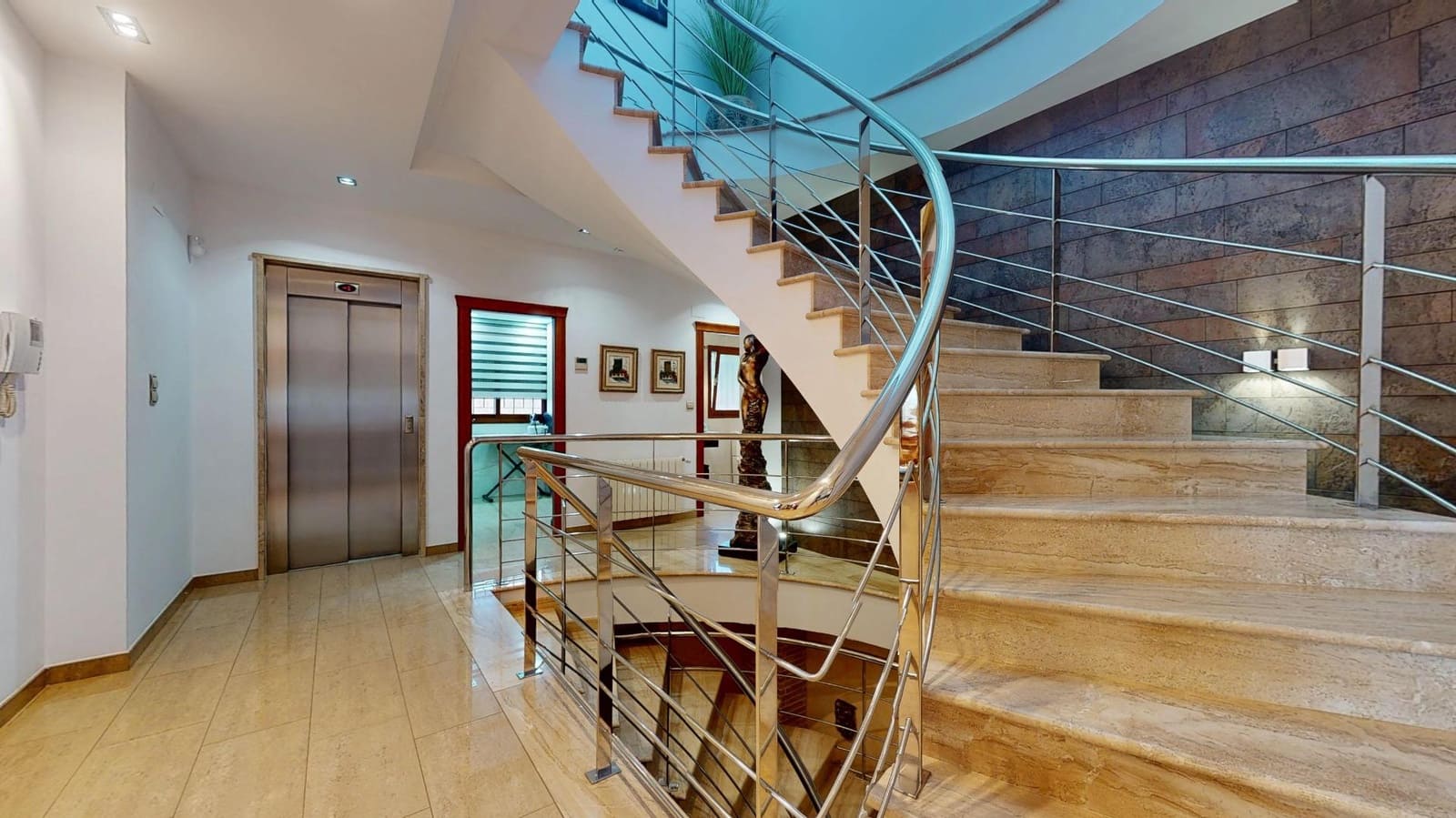 8 soverom Villa til salgs i Elche / Elx med svømmebasseng garasje - € 1 200 000 (Ref: 9403526)