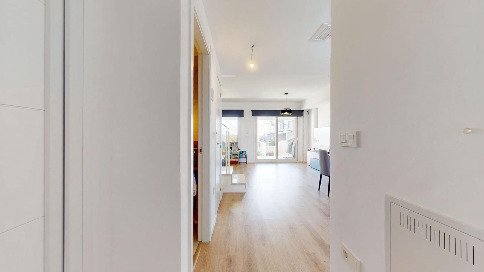 3 chambre Villa/Maison Mitoyenne à vendre à Monforte del Cid avec piscine - 311 000 € (Ref: 9446513)