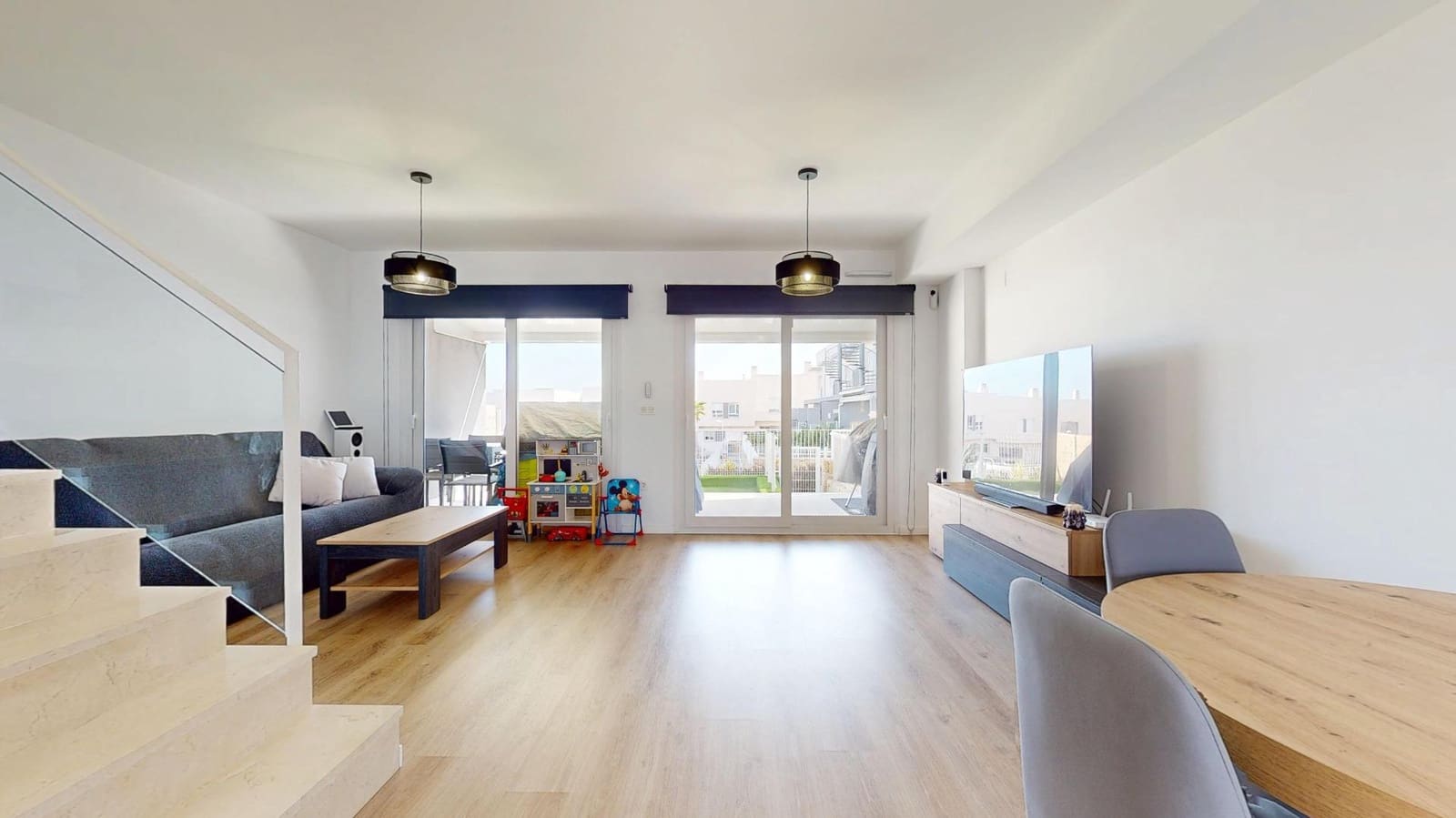 3 chambre Villa/Maison Mitoyenne à vendre à Monforte del Cid avec piscine - 311 000 € (Ref: 9446513)