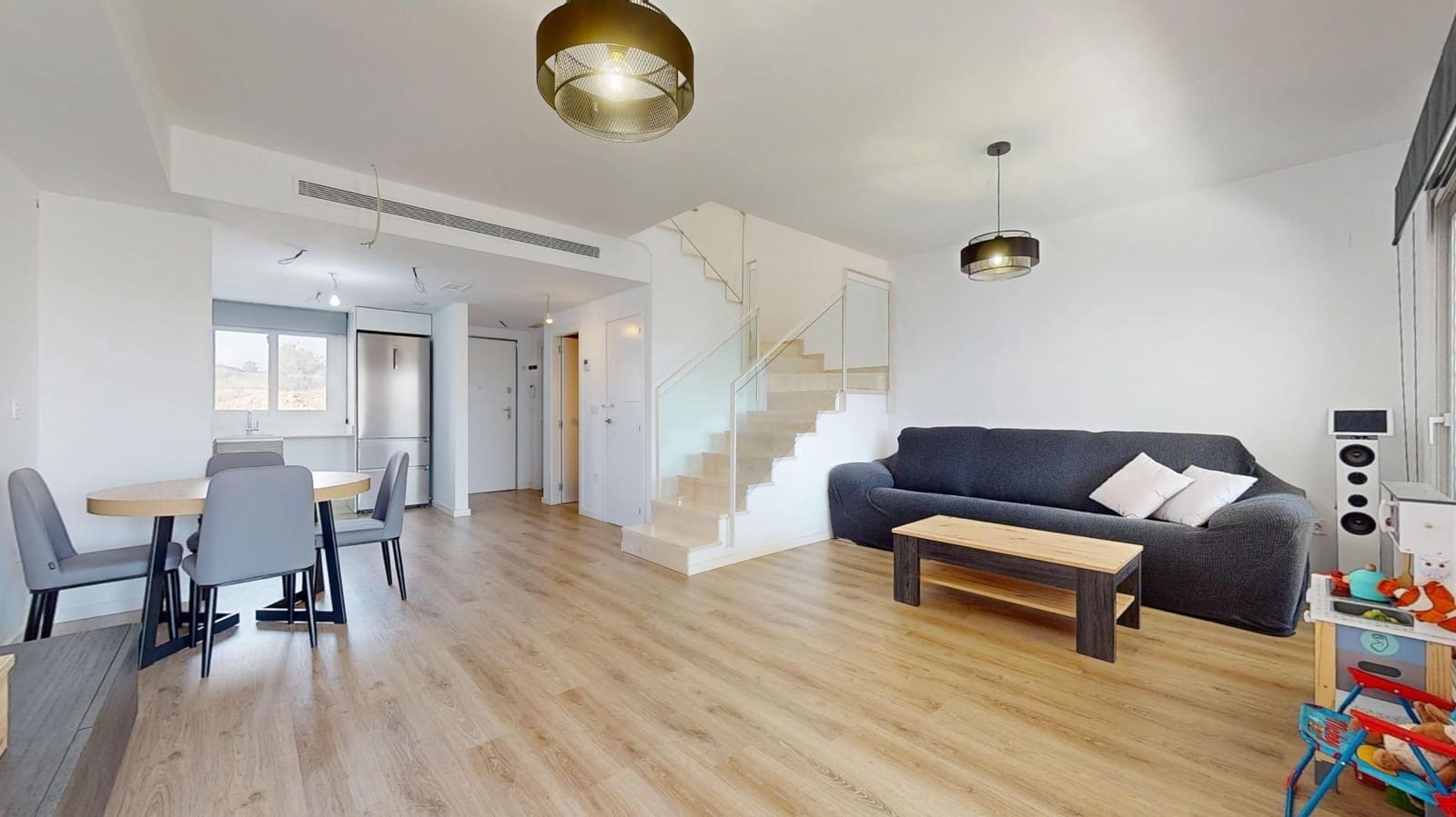 3 chambre Villa/Maison Mitoyenne à vendre à Monforte del Cid avec piscine - 311 000 € (Ref: 9446513)