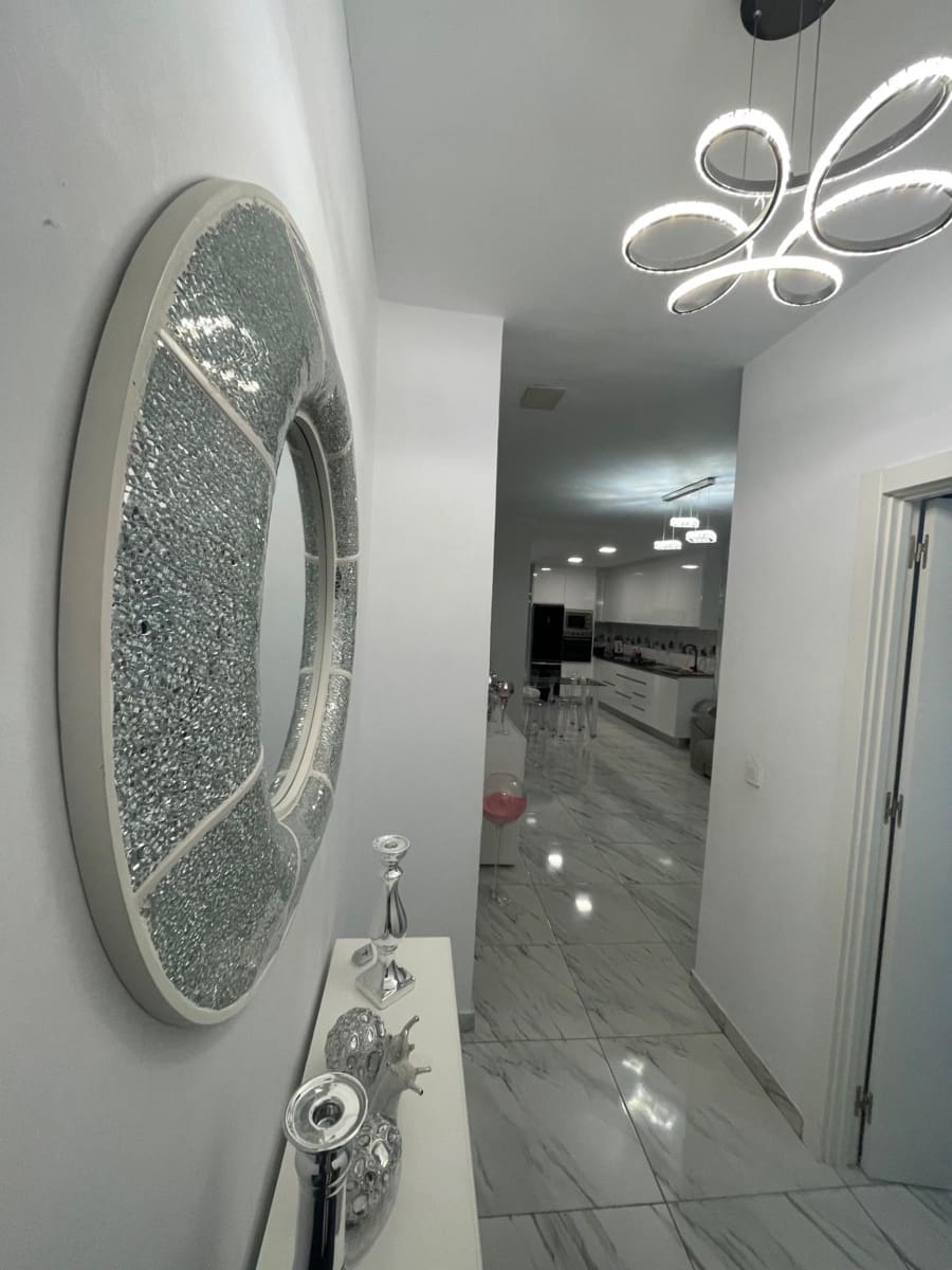 3 bedroom Flat for sale in Elche / Elx - € 137,000 (Ref: 9446515)