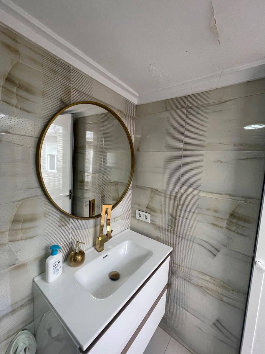 3 bedroom Flat for sale in Elche / Elx - € 137,000 (Ref: 9446515)