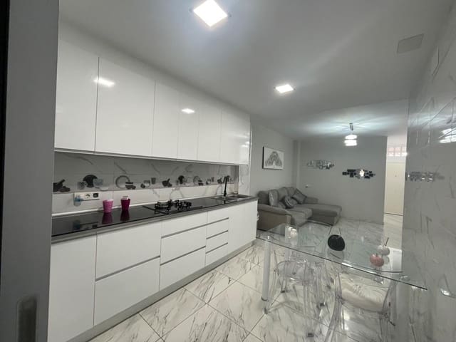 3 quarto Apartamento para venda em Elche / Elx - 135 999 € (Ref: 9446515)