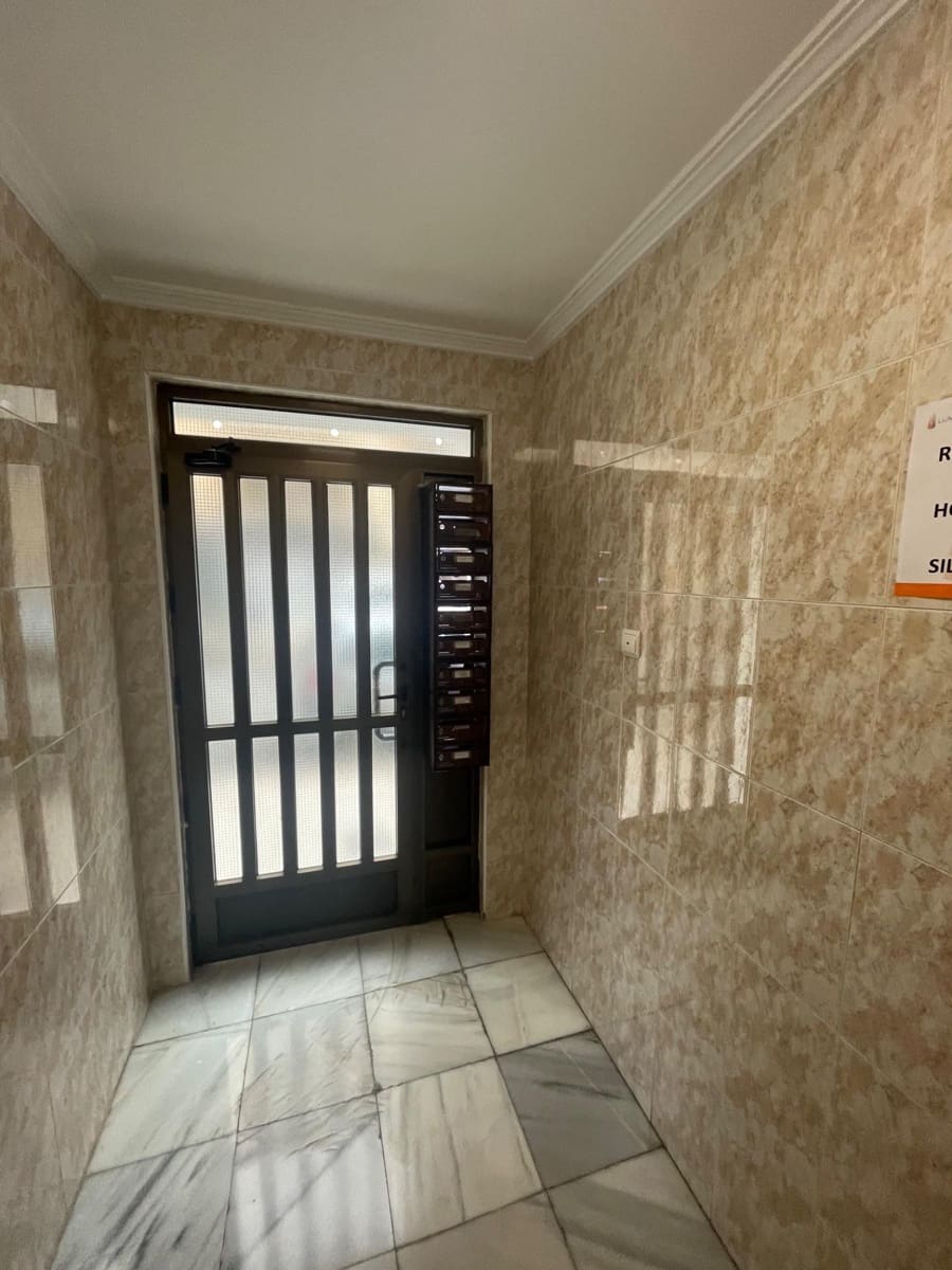 3 soverom Leilighet til salgs i Elche / Elx - € 98 000 (Ref: 9450362)