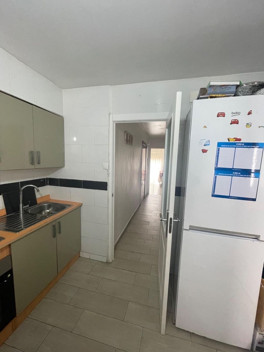 3 sypialnia Mieszkanie na sprzedaż w Elche / Elx - 95 000 € (Ref: 9450362)