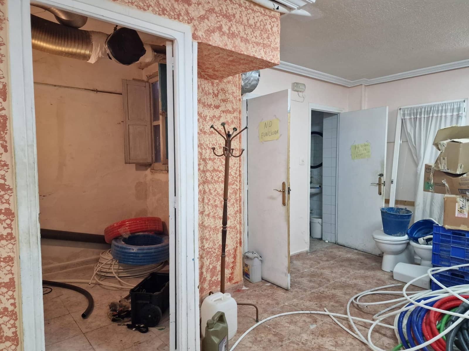 Kommersiell til salgs i Elche / Elx - € 65 000 (Ref: 9456467)