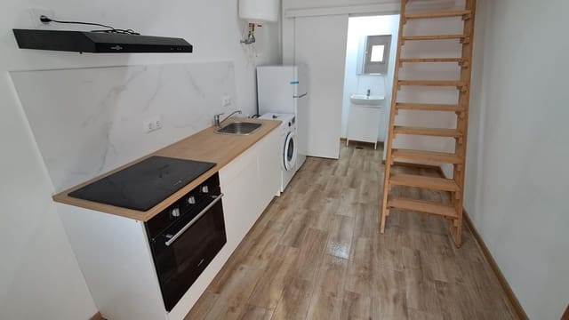 1 quarto Loft para arrendar em Elche / Elx - 500 € (Ref: 9456468)