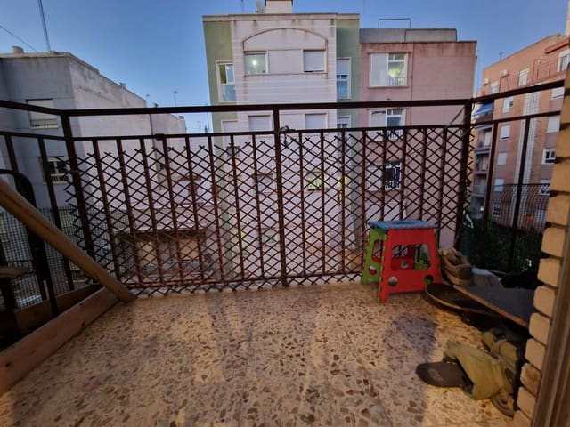 Piso de 4 habitaciones en Centro, Elche / Elx en venta - 169.000 € (Ref: 9462484)